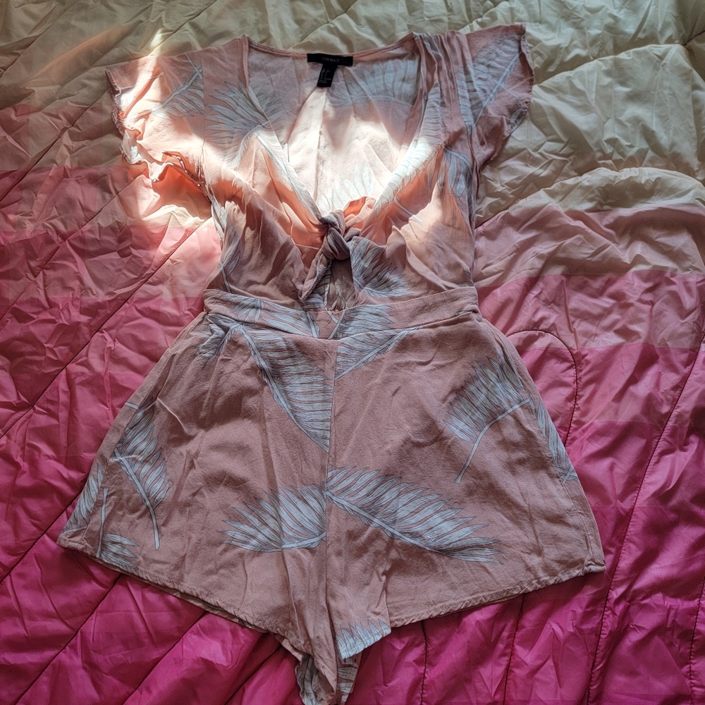 Chic Blush Leaf Pattern Rompers